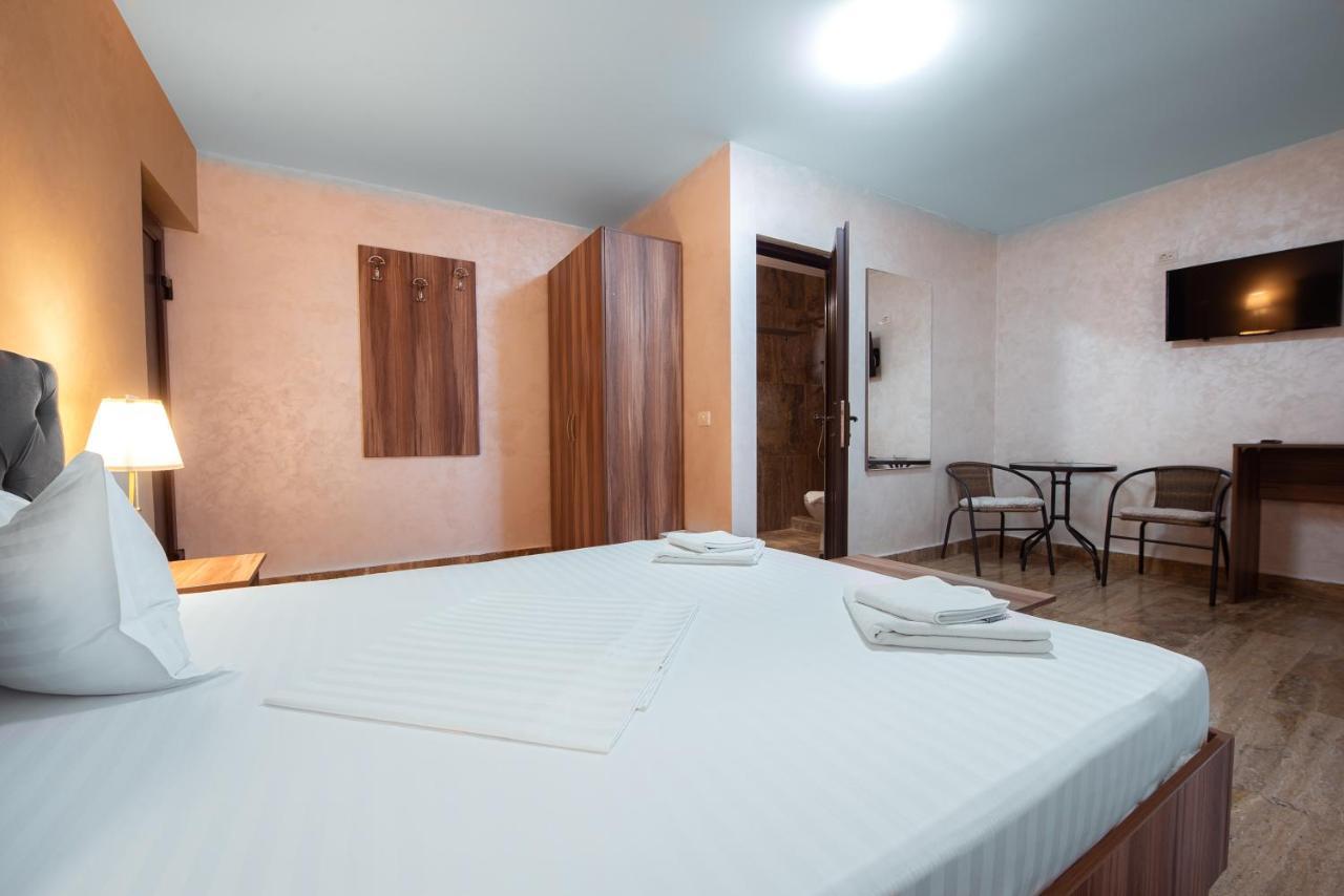 La Dudu Hotel Vama Veche Luaran gambar