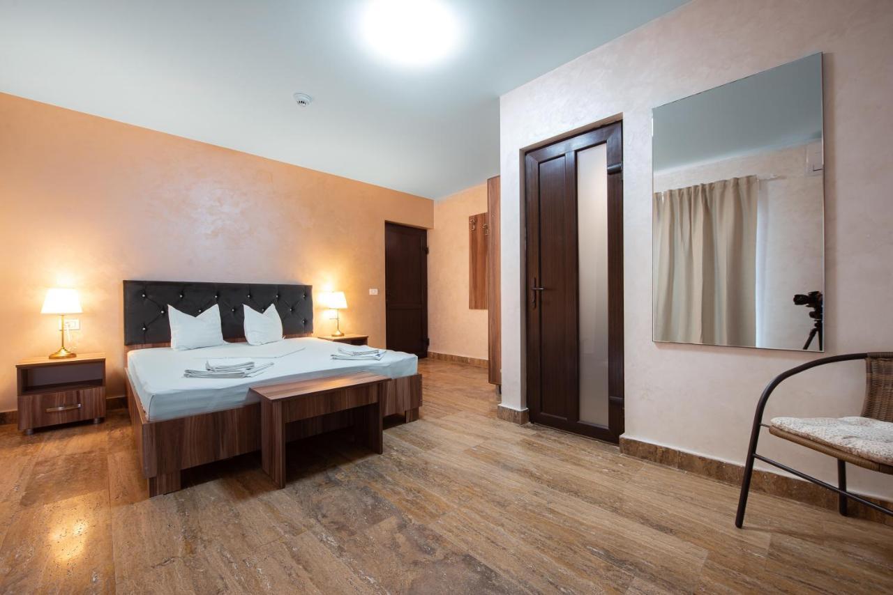 La Dudu Hotel Vama Veche Luaran gambar