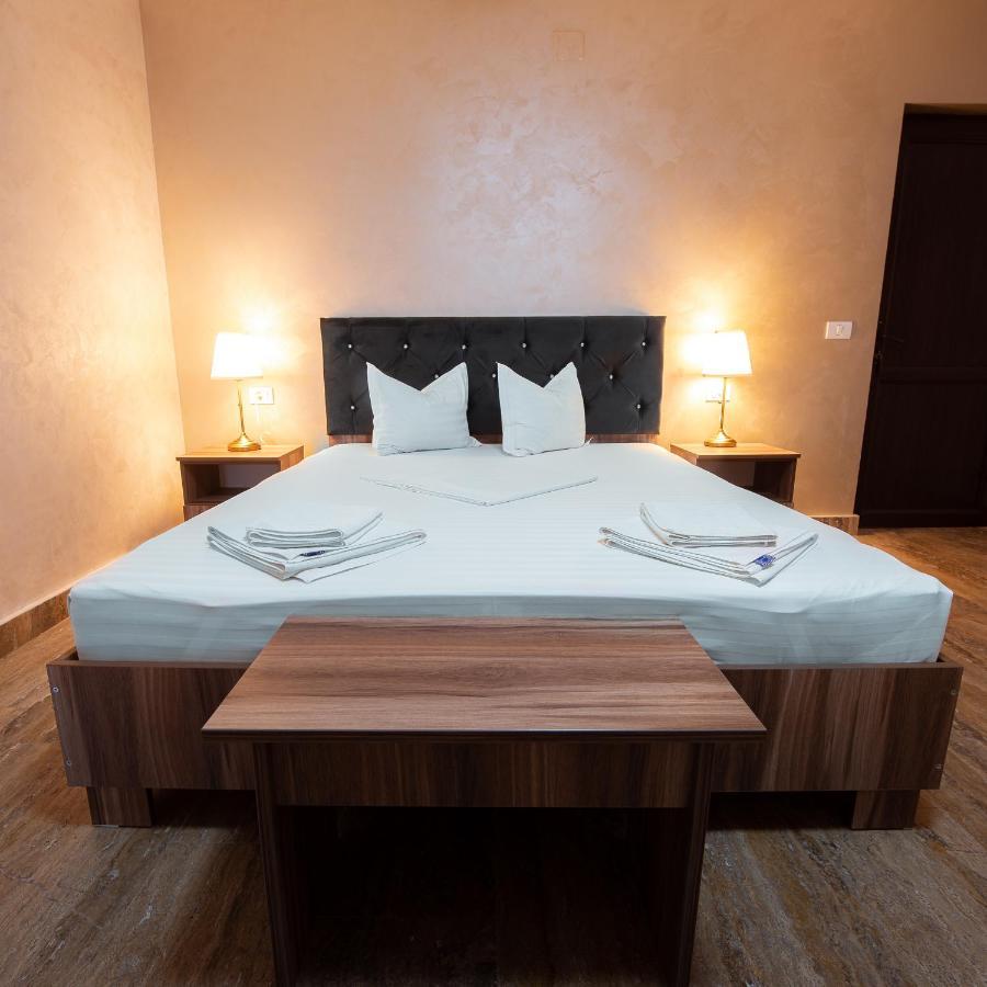 La Dudu Hotel Vama Veche Luaran gambar
