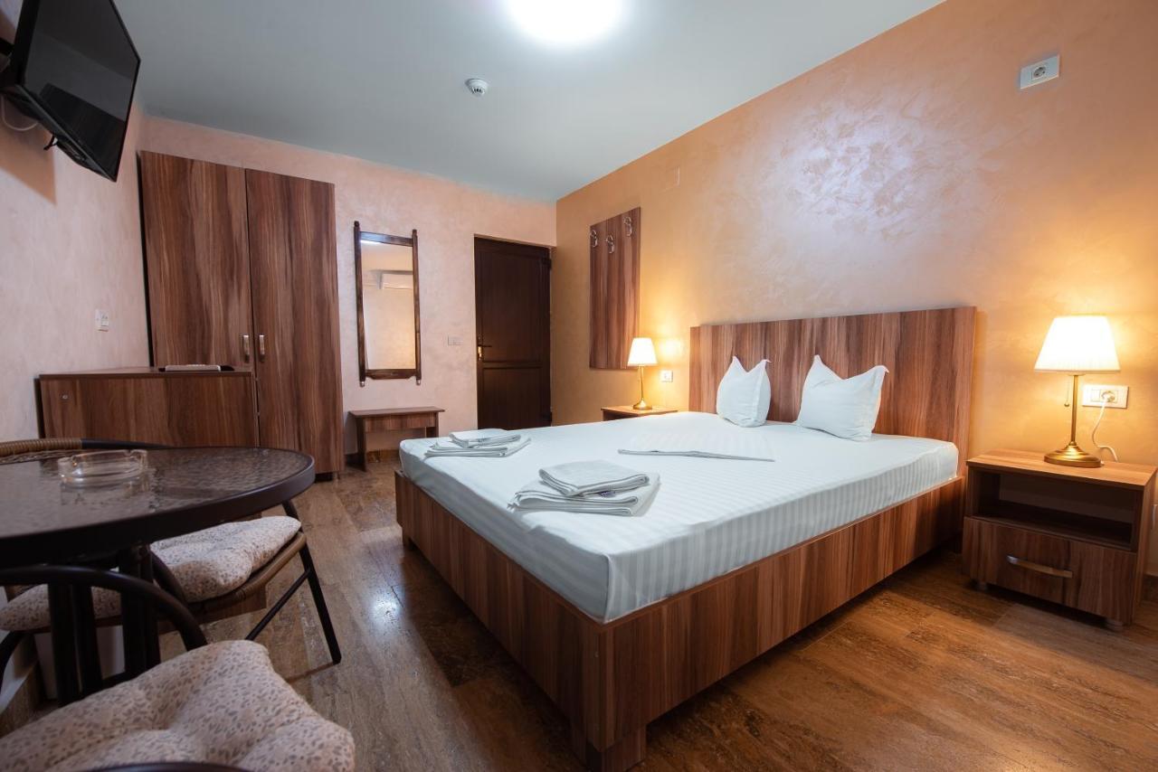 La Dudu Hotel Vama Veche Luaran gambar